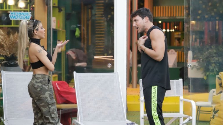 GF Vip, lite furiosa tra Daniele e Oriana nella notte: regia censura tutto