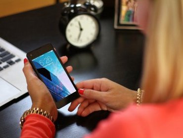 Smart working, come comportarsi in videocall? Look e stile per apparire al meglio 