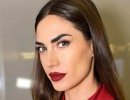 Outfit e acconciature, il blazer rosa di Melissa Satta e la ponytail alta