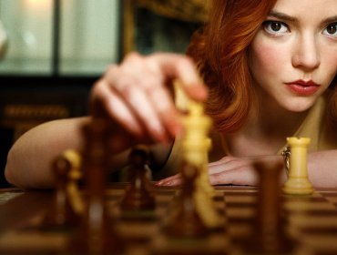 Se avete amato «La regina di scacchi», ecco 5 serie tv che non potete perdere